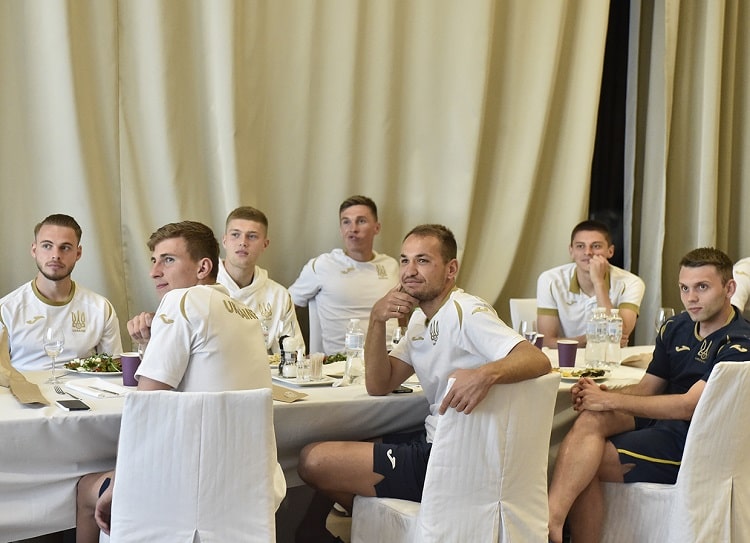 Україна — Бахрейн — 0:0: онлайн-трансляція спарингу команди Шевченка