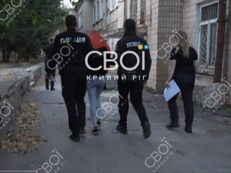 Мешканка Кривого Рогу знімала порно зі своєю трирічною дочкою на замовлення педофіла: ЗМІ дізналися моторошні подробиці (фото, відео)