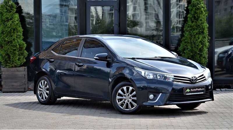 Не купуйте, щоб не жалкувати: названо дві найгірші моделі бренду Toyota за останні 10 років