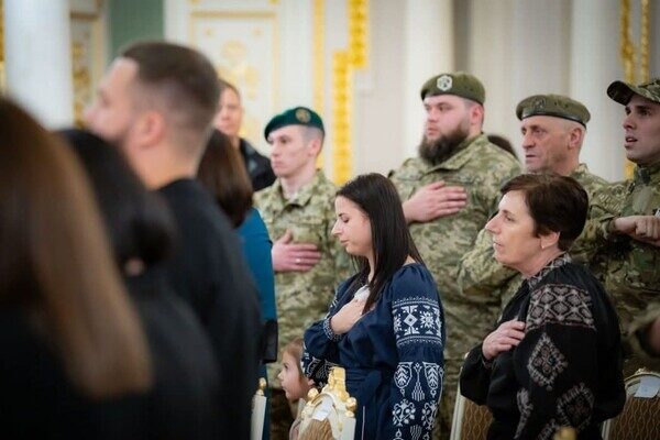 Погиб, но спас побратимов: военного из Одесчины отметили орденом