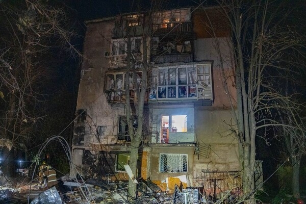 Ночной удар по жилому сектору Одессы: пострадали люди